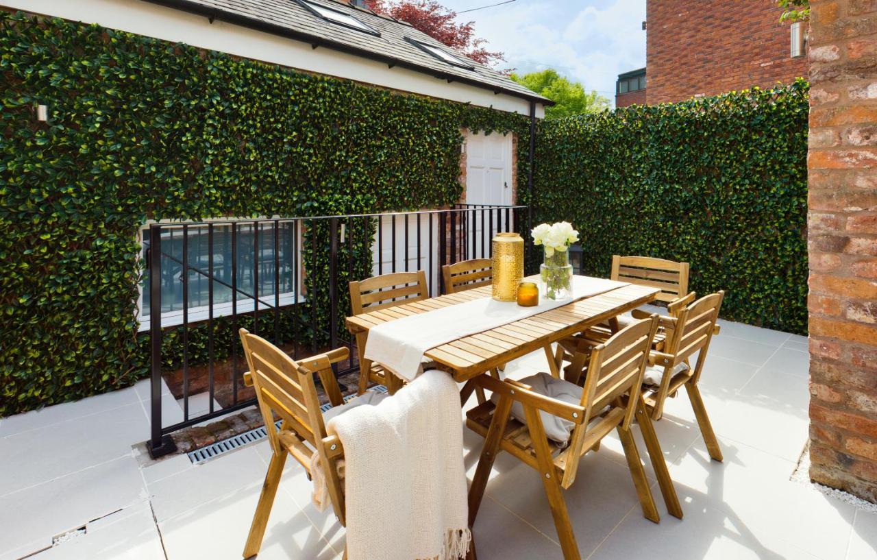 The Racecourse Garden Collection Apartment Chester Exterior photo